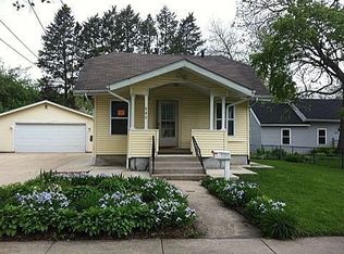 940 Hill Ave, Elgin, IL 60120