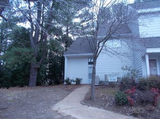 124 Governor Berkeley Rd, Williamsburg, VA 23185