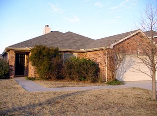 1528 Santos Dr, Denton, TX 76207