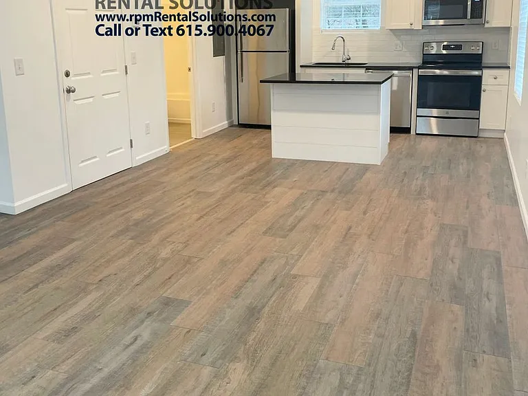 605 Fairview — Photo 7