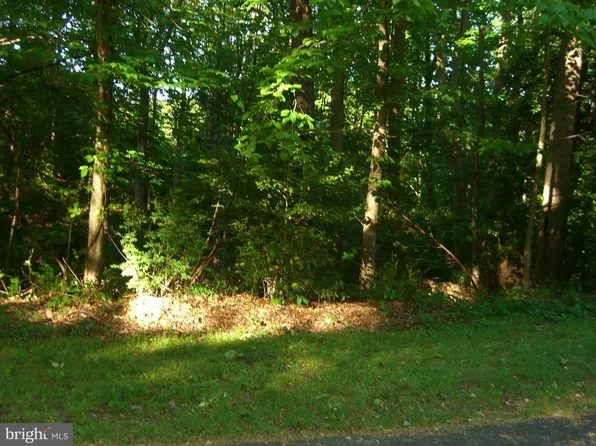 Cathy Cir, Mechanicsville, MD 20659