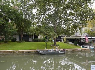 132 Trelawney St, Mc Queeney, TX 78123