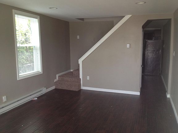 4th image of 509 N Main St