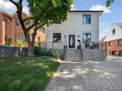 7555 185th St, Flushing, NY, 11366