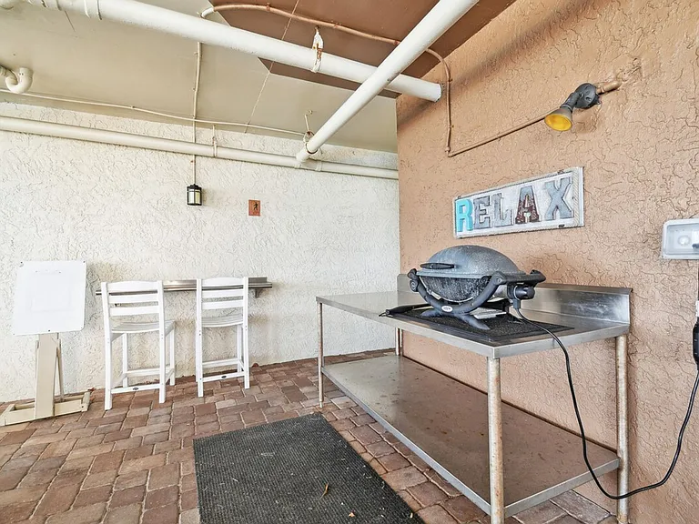 15400 Gulf Blvd #ID1386049P — Photo 27