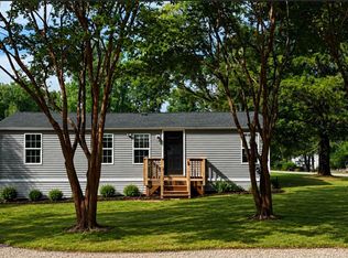181 Woodland Rd, Marietta, SC 29661