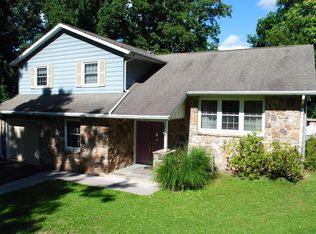 15 River Dr, Bloomsburg, PA 17815