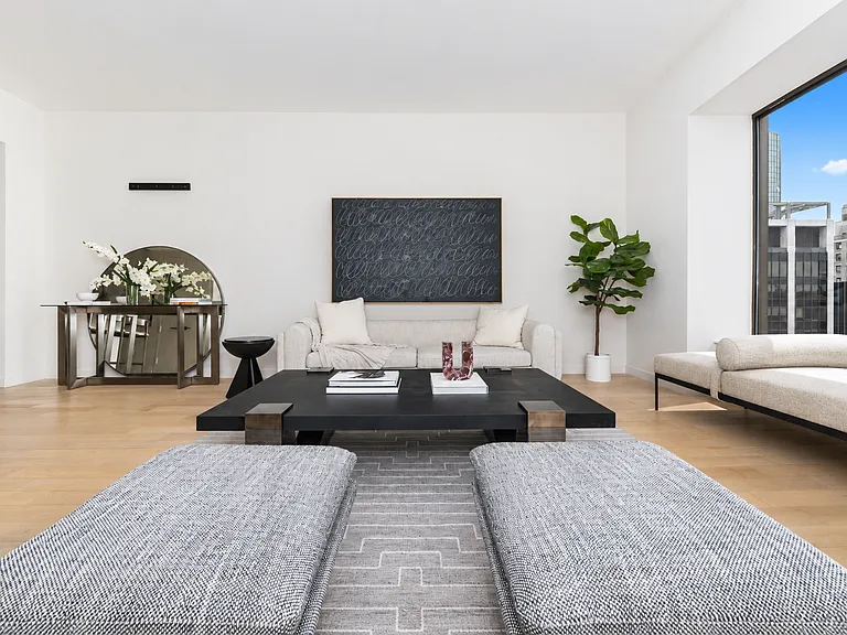75 Wall St #35R — Photo 3