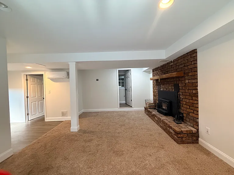 116 Vegas Dr — Photo 6