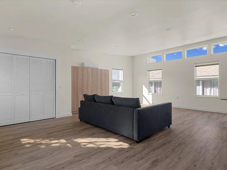 1411 Fairfield Dr — Photo 15