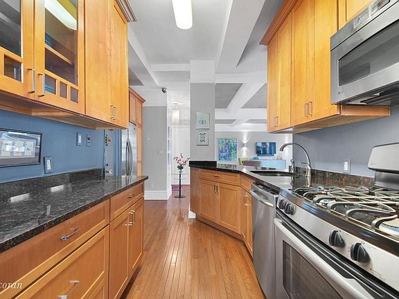 3rd image of 145 W 86th St APT 11D