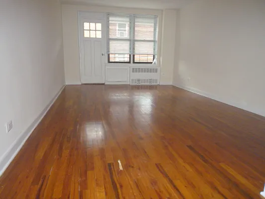 Rented by Kings & Queens | media 9