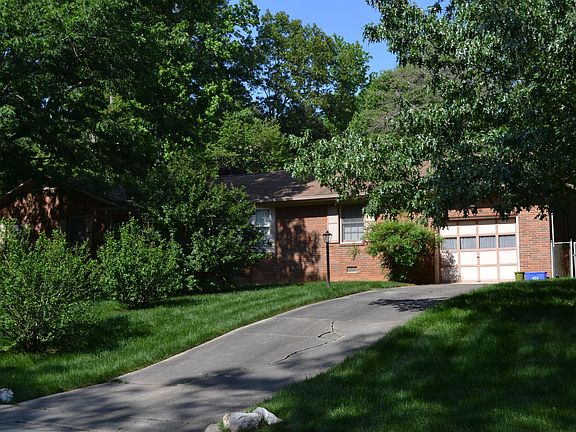 2nd image of 705 Churchill Dr