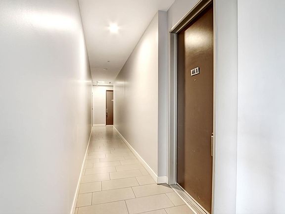 3rd image of 1470 S Canfield Ave APT 402