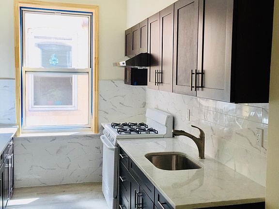 2nd image of 2260 E 23rd St #2F