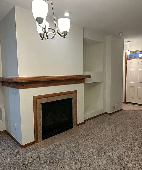 9613 Linden Ln N — Photo 5