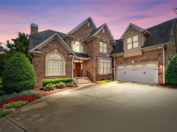 2906 Byron Dr, Salisbury, NC 28144