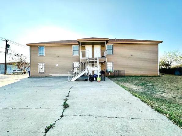 3204 Chacota St, Laredo, TX 78046