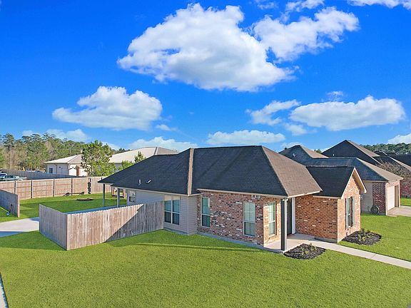 4th image of 28350 Lake Borgne Dr