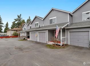 8017 212th St SW APT 4, Edmonds, WA 98026