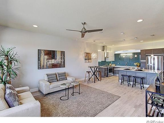 4th image of 1734 N Lowell Blvd