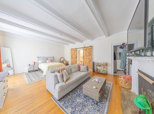 1712 Beacon St #1, Brookline, MA 02445