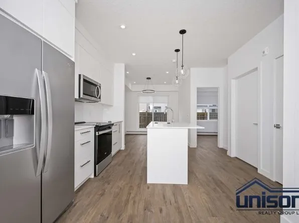 265 Wolf Willow Blvd SE, Calgary, AB