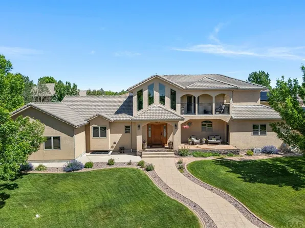 4203 Saint Andrews Dr, Pueblo, CO 81001