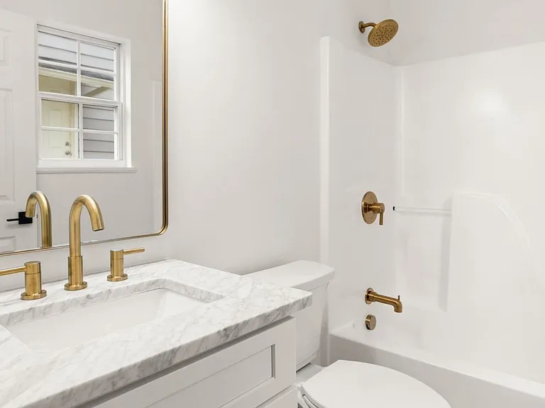 100 Sadler Ct — Photo 33