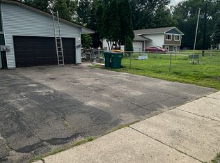 10864 Robinson Dr NW, Coon Rapids, MN 55433