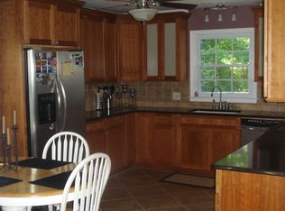 602 Confederate Cir, Taylors, SC 29687