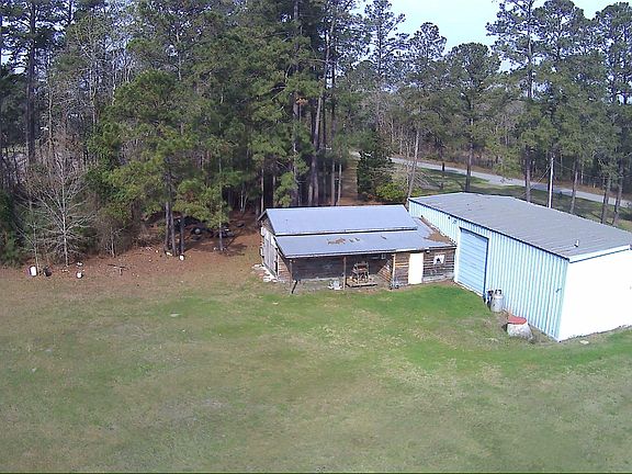 4th image of 5272 Carriage Rd.