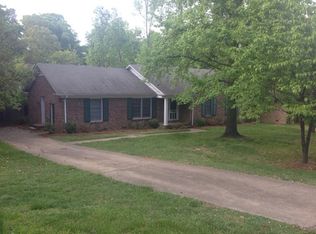 3528 Charing Cross Rd, Greensboro, NC 27455