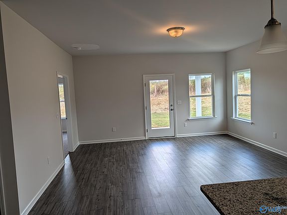4th image of 179 Story Ray Dr