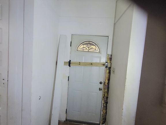 4th image of 1908 N Union St