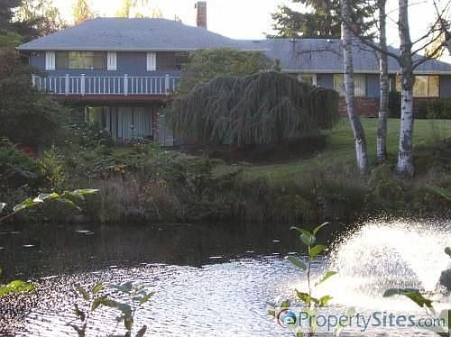 1st image of 2412 Grandview Dr W