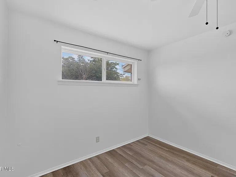 9545 Verbena Dr — Photo 29