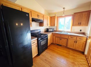 881 70th Ave N, Brooklyn Center, MN 55430