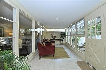 3rd image of 1651 Topeka Ave