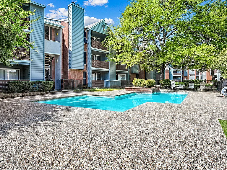 Westmoor Apartment Homes — Photo 60