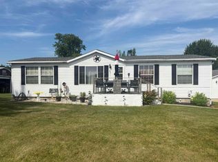 N8839 E Friesland Rd, Randolph, WI 53956