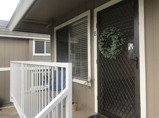 27739 Mountain Meadow Rd UNIT 8, Escondido, CA 92026