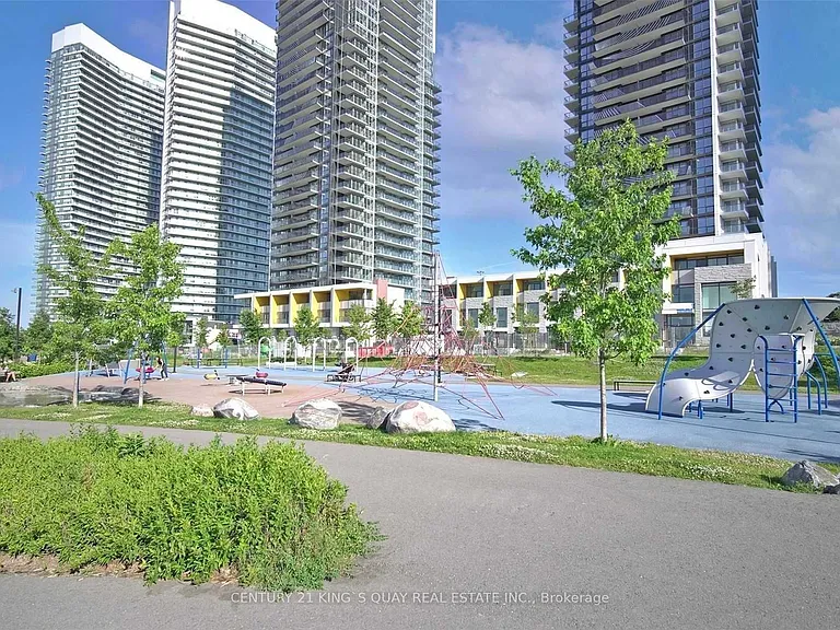 85 McMahon Dr #3701 — Photo 29