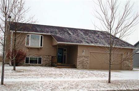 1st image of 600 S Quail Cir