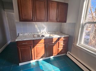 147 Lawlor St #2S, New Britain, CT 06051