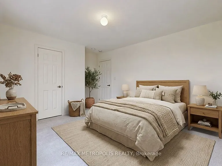 647 Fleetwood Dr — Photo 36