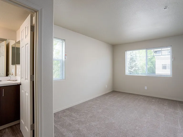 Live where you love at Edgewater Apartments — Photo 24