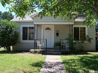134 Redwood Ave, Sacramento, CA 95815