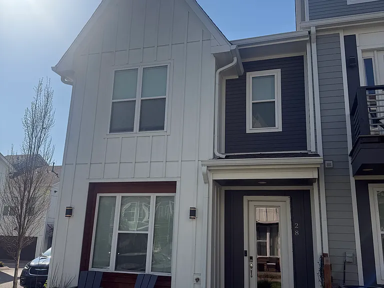 James Ave — Photo 1