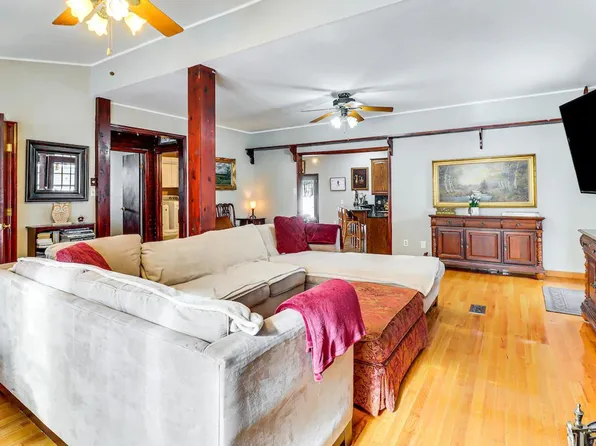 353 Cherry Lane Rd #Id1386134p, East Stroudsburg, PA 18301